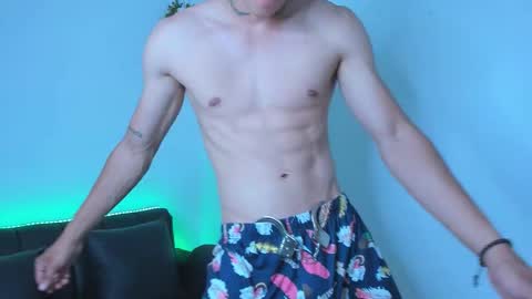 dark_valentino online show from March 9, 5:01 am