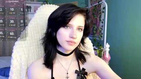 Snapshot of dark_vamp_ chatting on October 19, 2:44 pm Vamp  online show from October 19, 2:44 pm