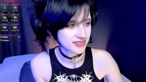 Vamp  online show from November 8, 5:05 pm