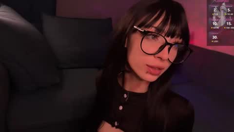 Yuu online show from November 7, 5:10 am