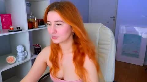 darkmoon____ online show from March 5, 12:14 pm