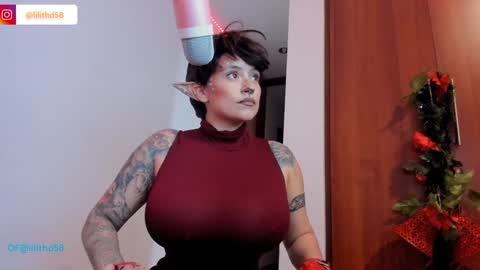darknes_lilith18 online show from December 25, 2:14 am