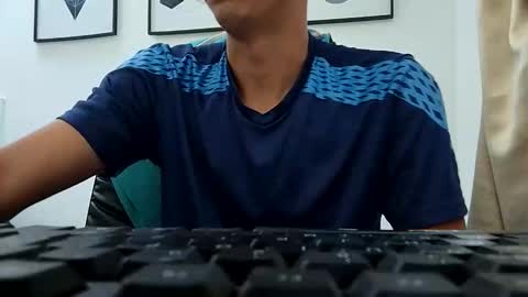 darkr_ider online show from April 11, 3:49 pm