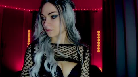 roseredgoddess online show from April 22, 2:52 am