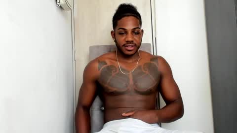 Darktemp  online show from March 25, 7:20 pm