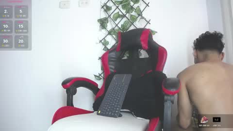 darkviper26 online show from May 19, 12:34 pm
