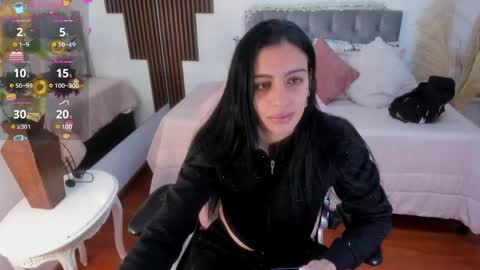 darling  online show from May 1, 10:42 am