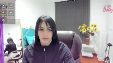 darling  online show from July 25, 9:40 am