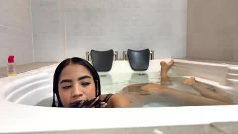 Isabella online show from April 26, 11:24 pm