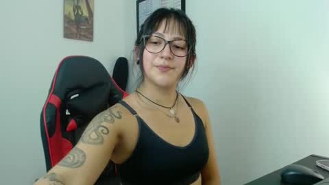 Lillith online show from November 8, 11:41 pm