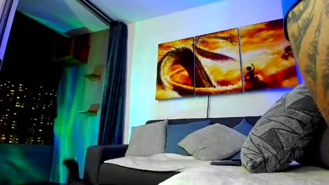 DAVE MAX online show from April 29, 1:21 am