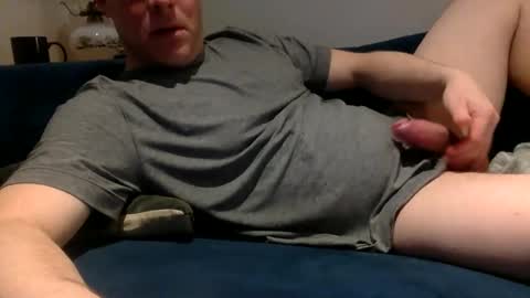 daveb709709709 online show from March 11, 1:52 am