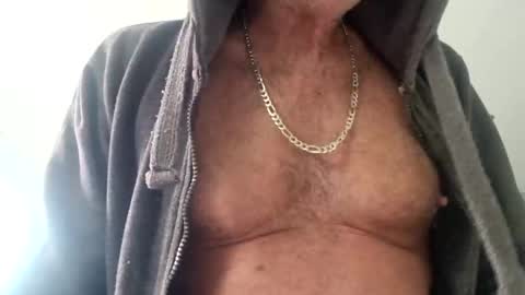 davefun63 online show from February 10, 1:44 pm