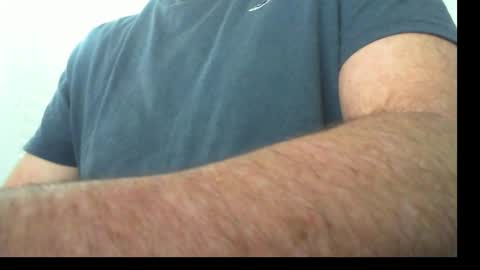 davesu12345 online show from November 4, 7:42 am