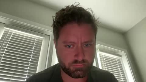 Snapshot of david20884 chatting on October 19, 2:11 pm david20884 online show from October 19, 2:11 pm
