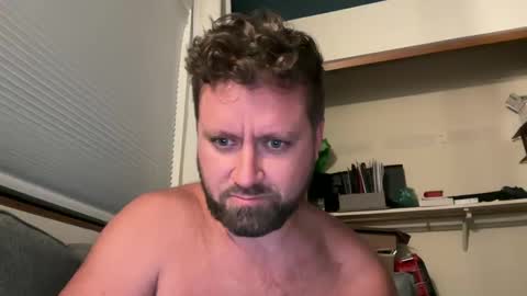 Snapshot of david20884 chatting on September 26, 9:39 am david20884 online show from September 26, 9:39 am