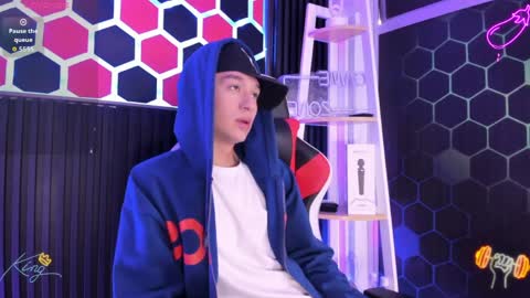 David online show from April 23, 12:51 pm