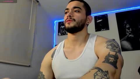 Twitter davidsanctum online show from March 8, 9:08 pm