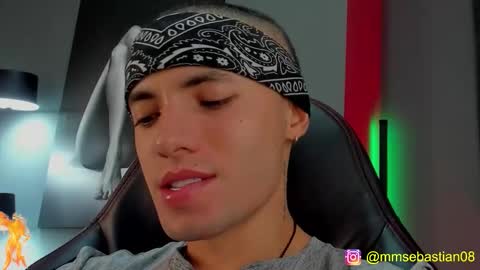 David Jons online show from February 1, 10:07 pm