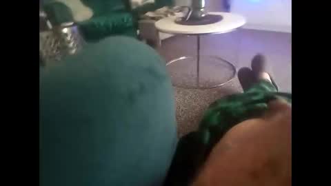 davidf75 online show from December 16, 9:48 am