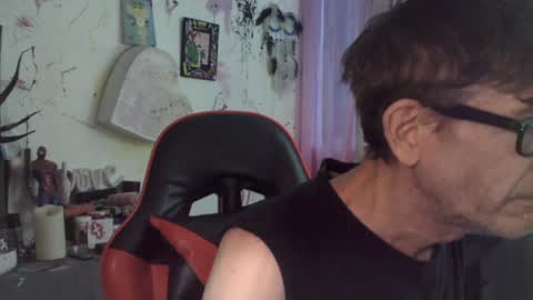 David Lucky 13  online show from June 16, 11:20 pm