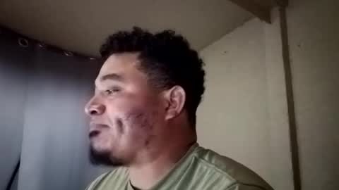 Snapshot of davidjose1995 chatting on December 7, 7:10 am Juice cock online show from December 7, 7:10 am