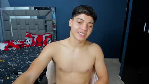 davidro030 online show from September 19, 1:43 am