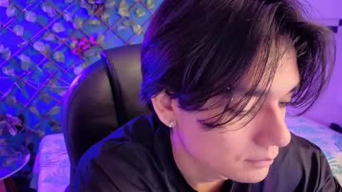 davoxer online show from March 26, 4:40 am