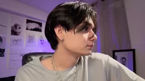 davoxer online show from March 6, 4:22 am