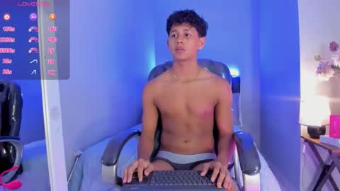 dawn_16 online show from December 5, 10:18 pm