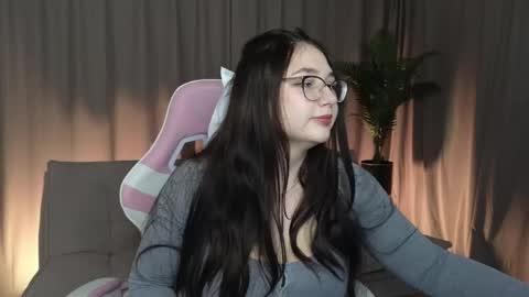 dawnaviles online show from April 28, 12:53 pm