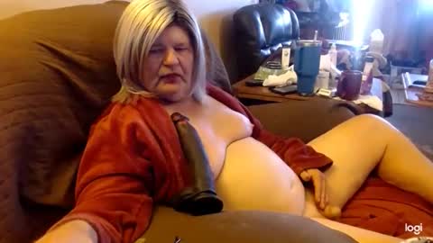 dawndoesall online show from November 8, 6:11 pm