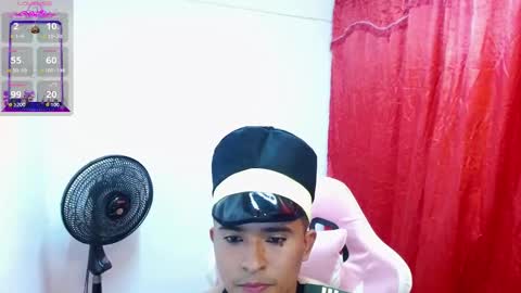 Snapshot of dayro_dduran chatting on September 8, 6:51 pm dayro_dduran online show from September 8, 6:51 pm