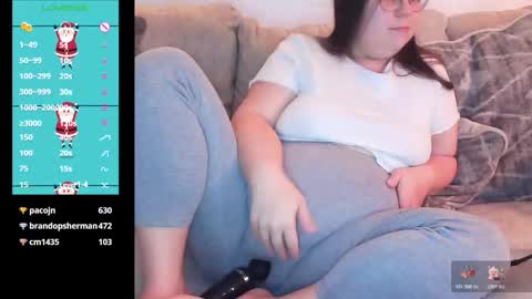 Dazeddesty  online show from November 30, 7:10 pm