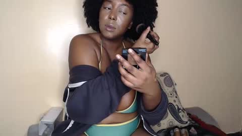 Snapshot of dchcco chatting on January 28, 12:57 am Duchess Coco - Coco Puffs online show from January 28, 12:57 am