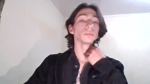 lonely boy online show from July 6, 8:11 pm