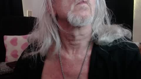 deaconoddeye online show from December 14, 8:04 pm