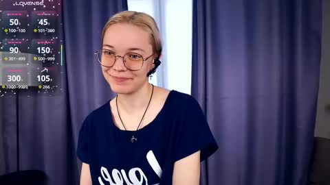 Charlie 18yo online show from October 27, 5:51 am