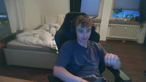 Dean online show from November 10, 4:10 pm