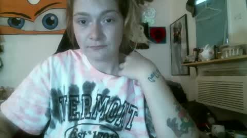 DEBBIE online show from November 25, 8:18 pm