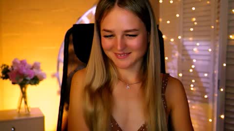 Debora online show from November 13, 4:04 am