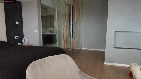 Monique online show from November 14, 11:12 am