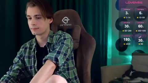 Samuel online show from April 23, 10:44 pm