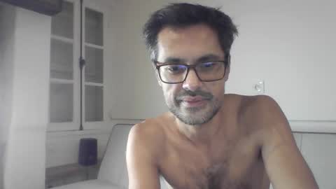 decchill19 online show from October 22, 12:03 am