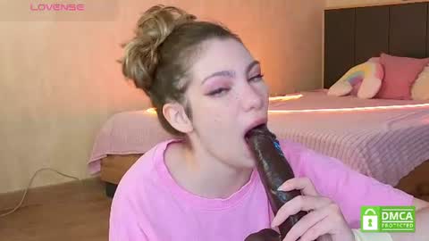 Sophie online show from July 10, 8:52 am