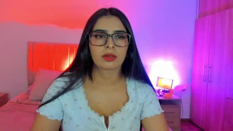 deepthroat_sweet online show from April 21, 12:03 am