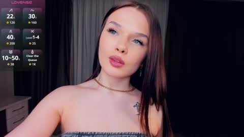 deettapixley online show from April 18, 7:07 pm