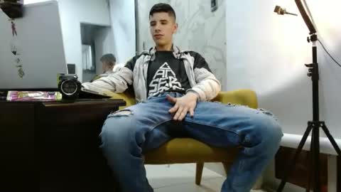 Snapshot of delglo chatting on October 5, 3:26 am delglo online show from October 5, 3:26 am