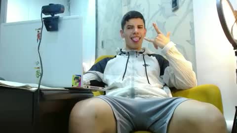 Snapshot of delglo chatting on October 29, 11:49 pm delglo online show from October 29, 11:49 pm