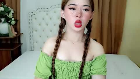 Sophie online show from May 22, 3:02 am